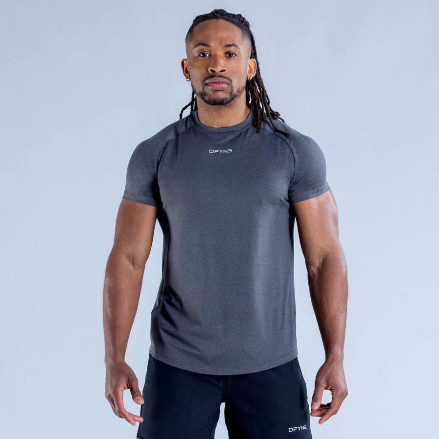 Men's training T-shirt, dark gray crew neck with chest logo, athletic fit