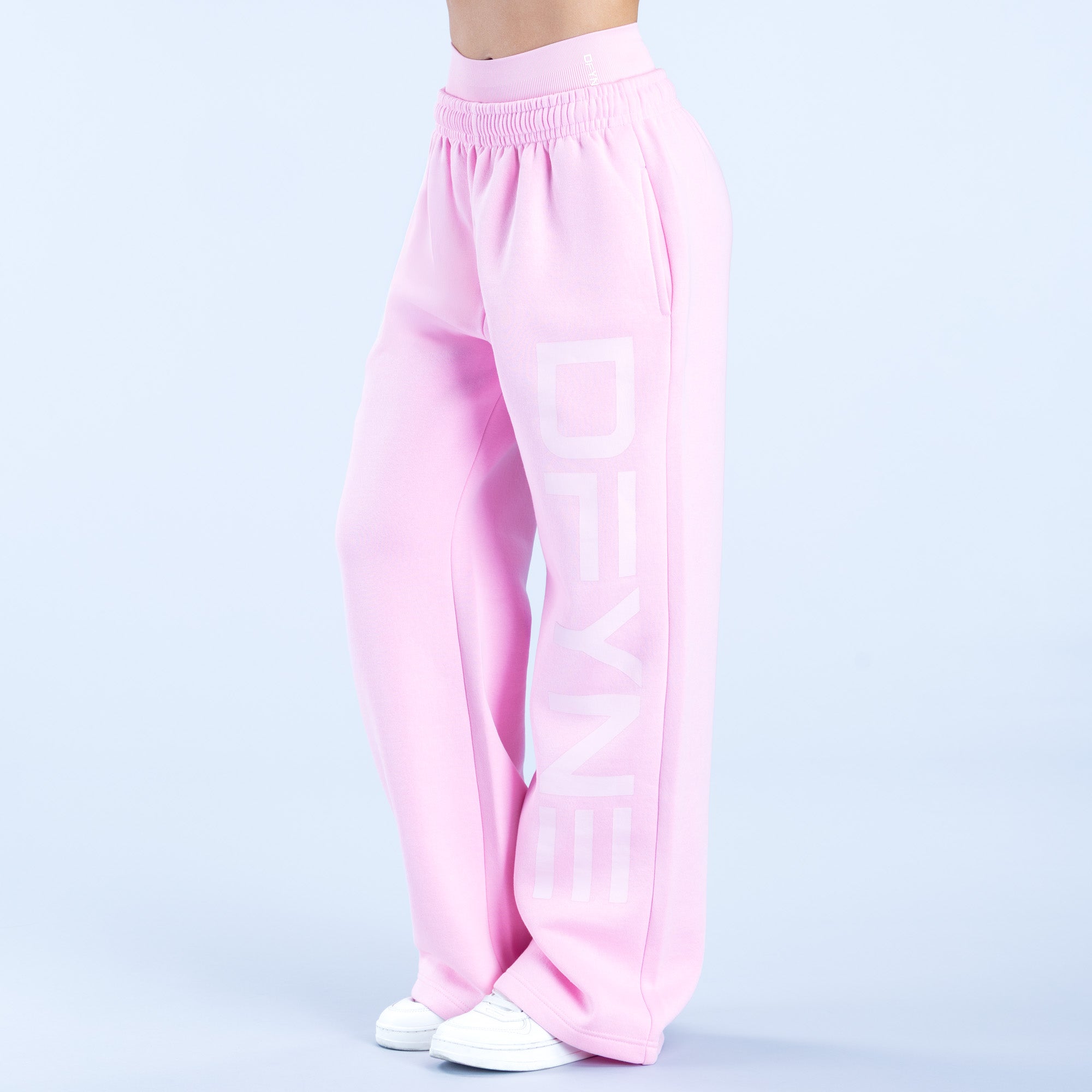 Signature Wide Leg Jogger