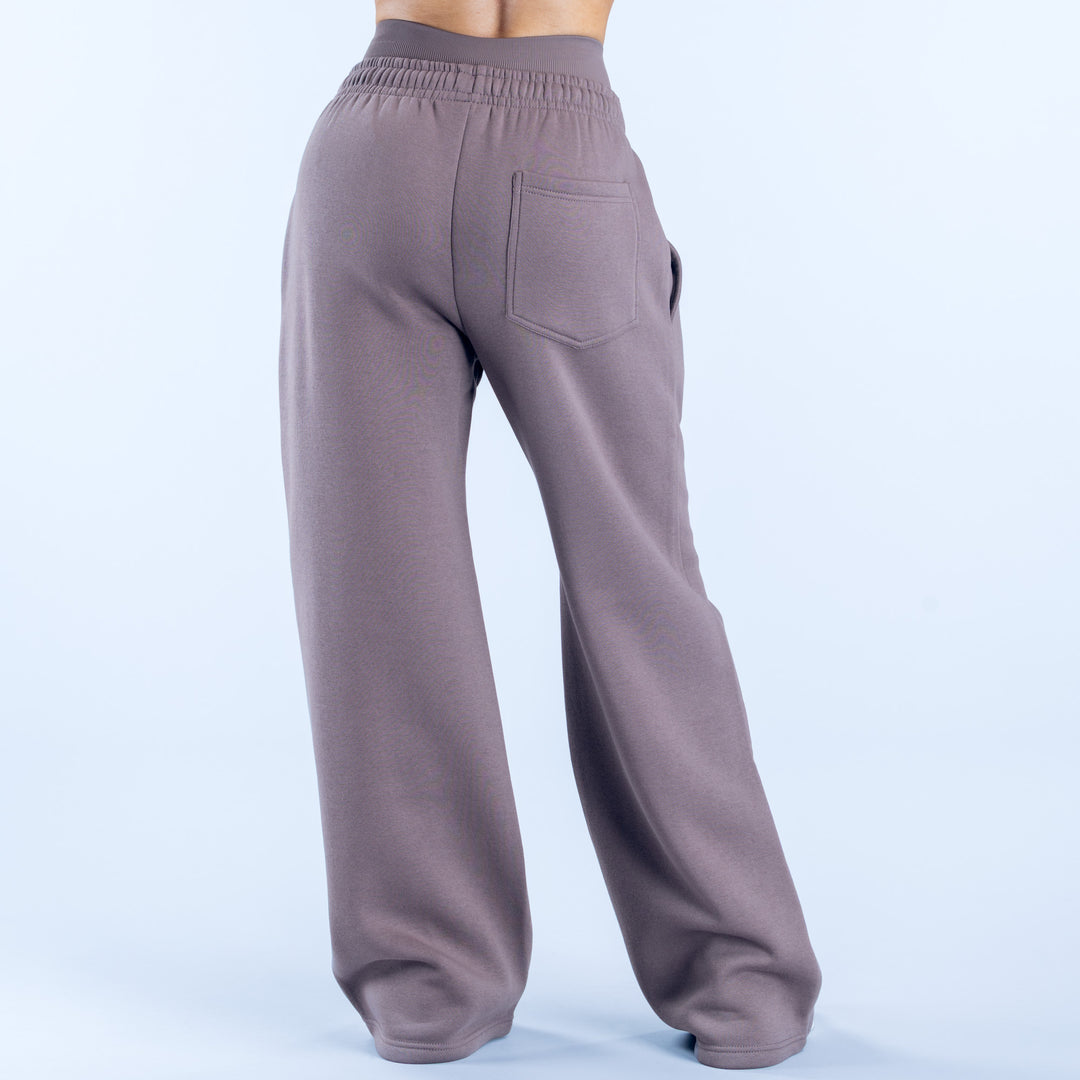 Signature Wide Leg Jogger